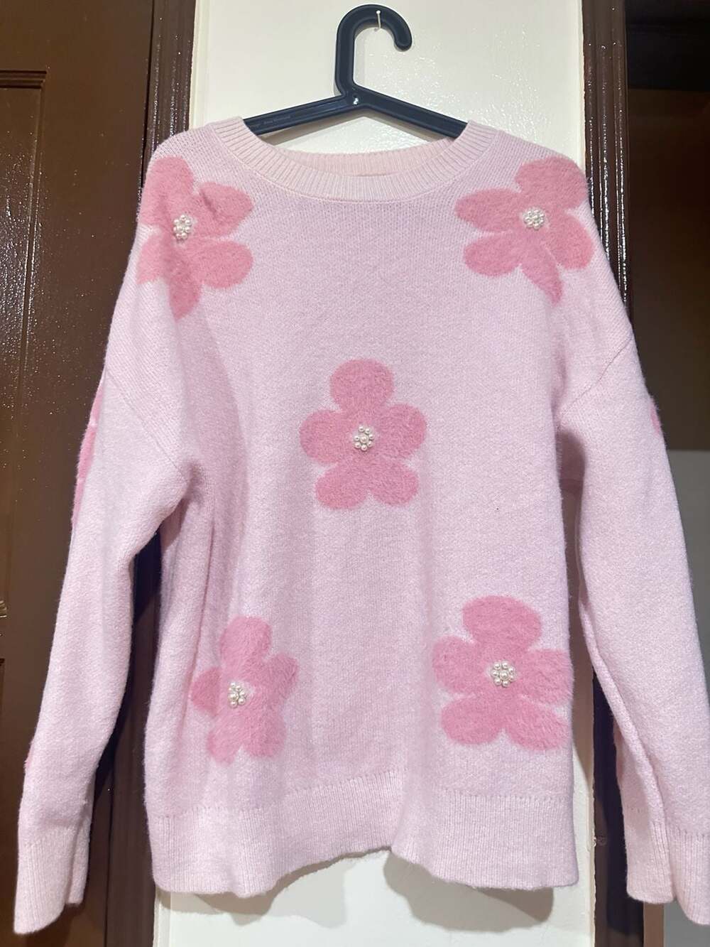 Coco&Shay Pink Floral Beaded Pearl Crew Neck Knit Sweater